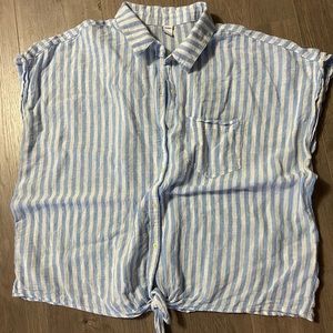 Old Navy Short Sleeve Shirt